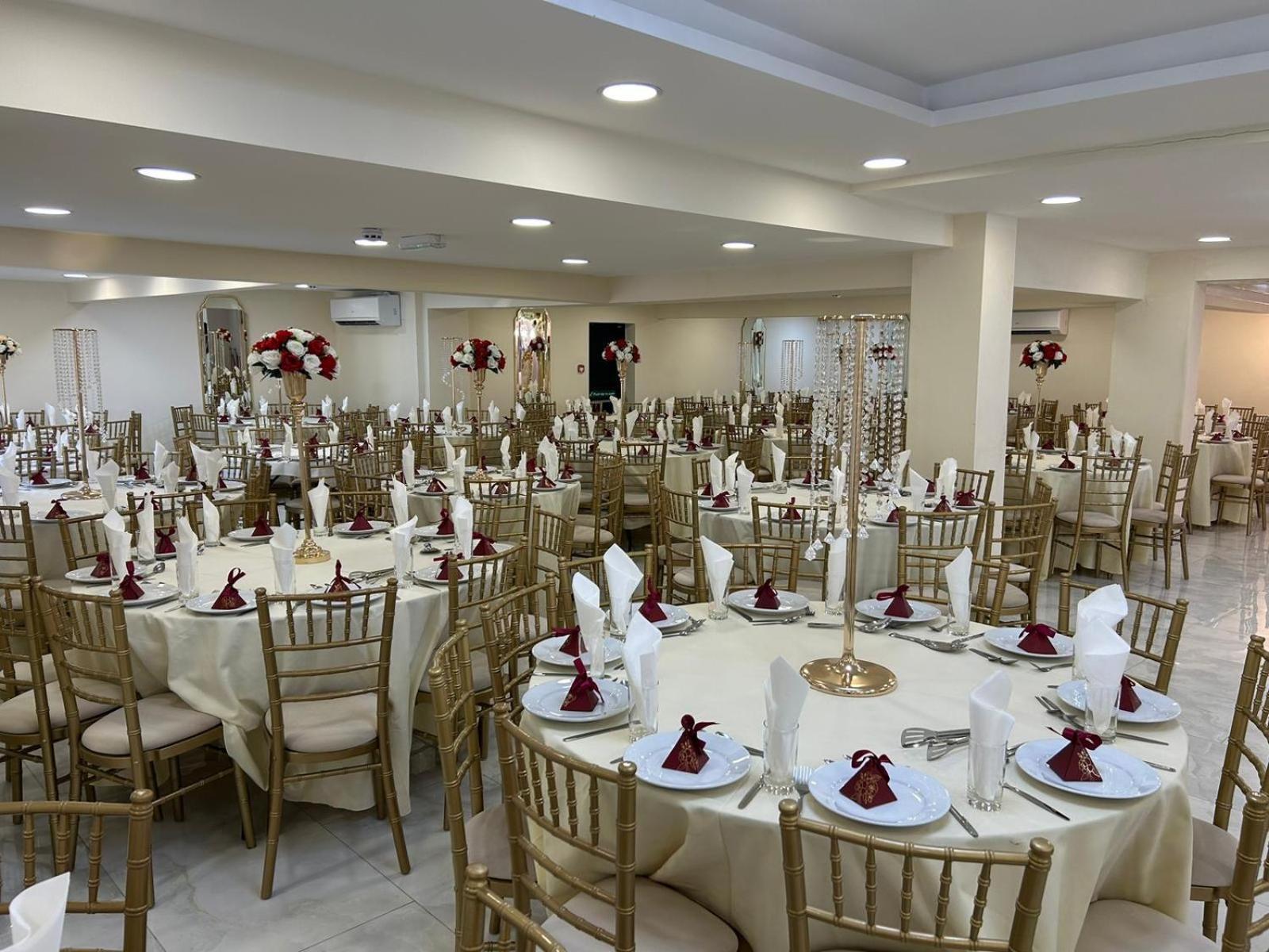 Zaheer'S Hotel Baldock Zewnętrze zdjęcie